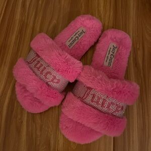 Juicy couture slippers